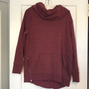 Old Navy Pullover M
